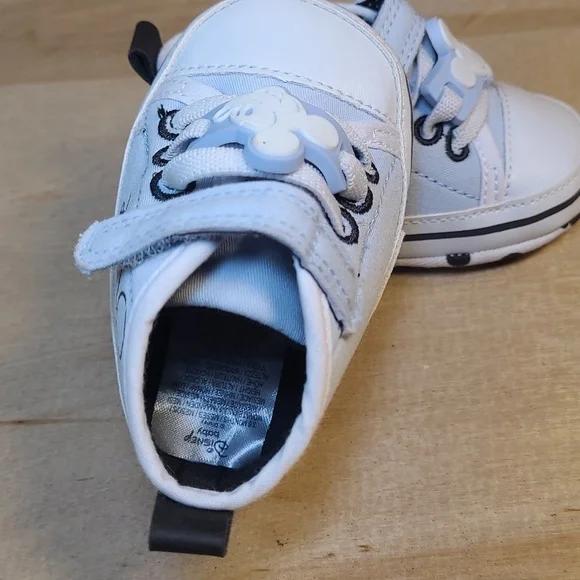 Disney Light Blue White Canvas Infant Shoes - Picture 9 of 10